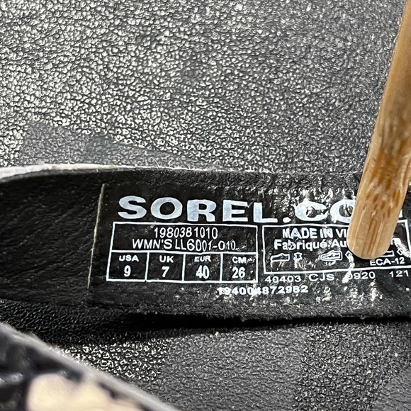 Sorel Ella II Flip Flop Sandals Black White Faux Reptile Size 9 - Picture 3 of 5